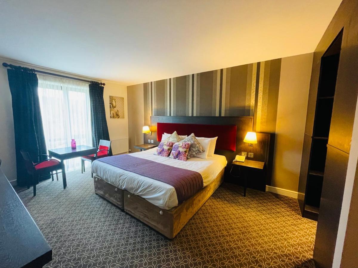 Burren Atlantic Hotel & Holiday Cottages Ballyvaughan Ngoại thất bức ảnh