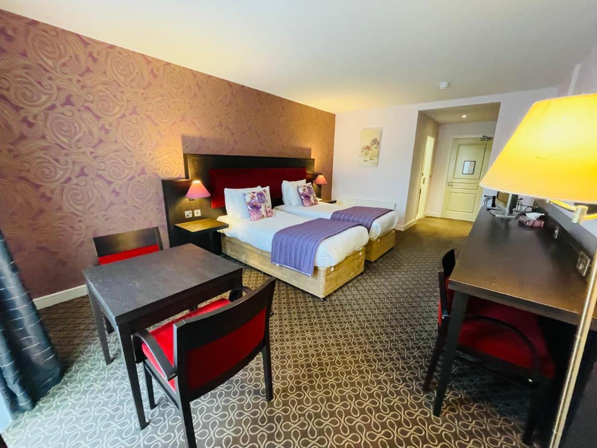 Burren Atlantic Hotel & Holiday Cottages Ballyvaughan Ngoại thất bức ảnh