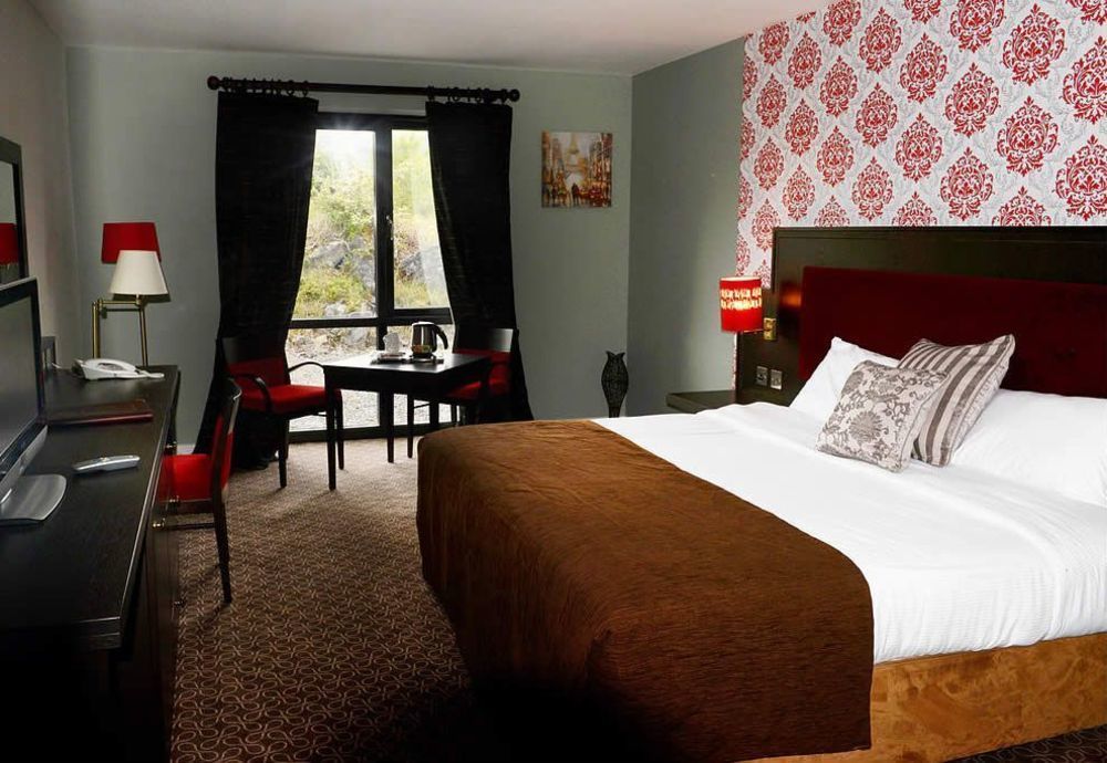 Burren Atlantic Hotel & Holiday Cottages Ballyvaughan Ngoại thất bức ảnh